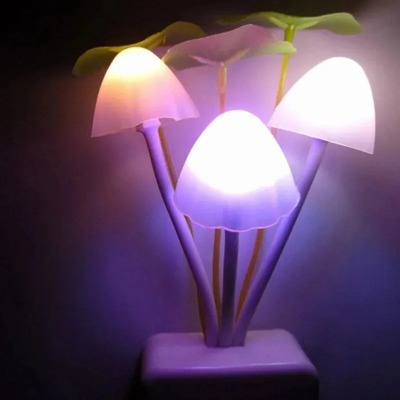 Lampe Veilleuse Colorée en Forme de Champignon
