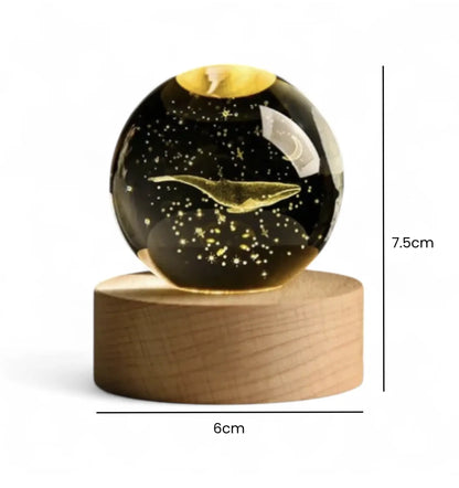 Veilleuse Baleine Boule de Cristal 3D avec Socle en Bois - Éclairez vos nuits