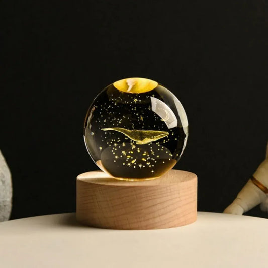 Veilleuse Baleine Boule de Cristal 3D avec Socle en Bois - Éclairez vos nuits