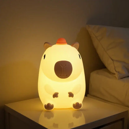 Veilleuse Capybara au Petit Chapeau pour nuits douces et fun