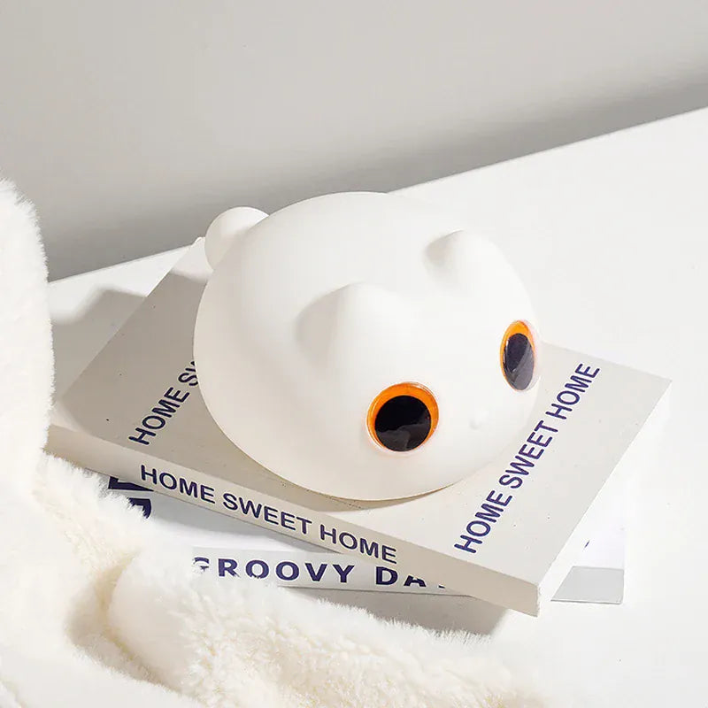 Veilleuse Chat Grand Œil en Silicone pour nuits apaisantes
