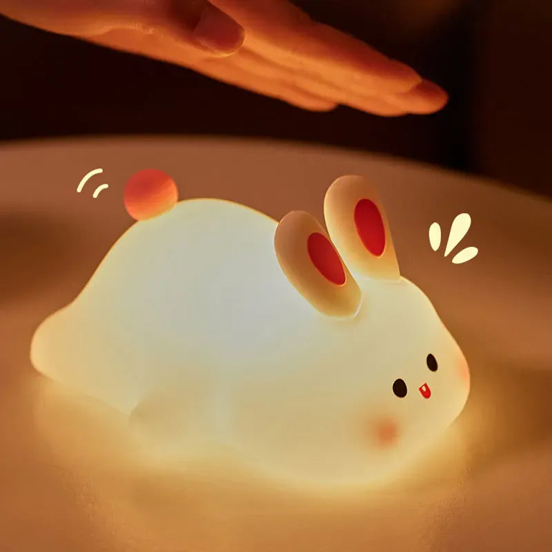 Veilleuse Lapin Pompon Tactile en Silicone - Douceur et Sécurité