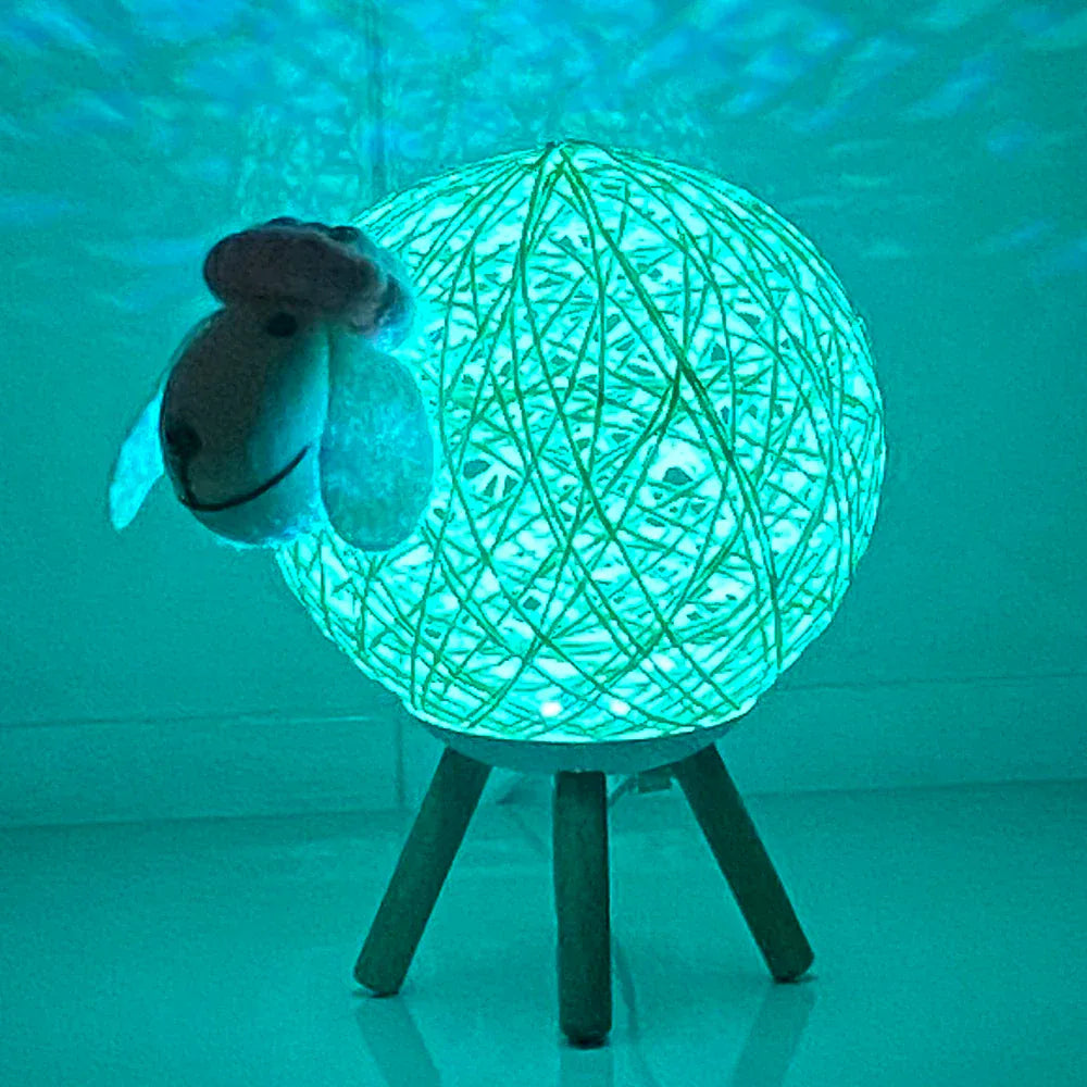 Veilleuse Mouton sur Pieds Bois - Douce Lumière pour Enfants