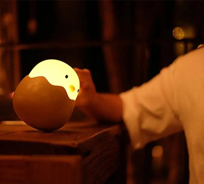 Veilleuse Poussin Coquille en Silicone - Douceur et Sécurité
